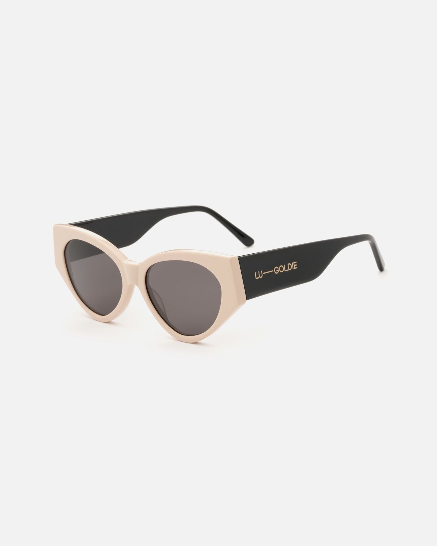 Lu Goldie Milou Almond